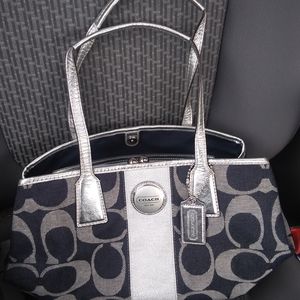 Coach signature logo carryall bag